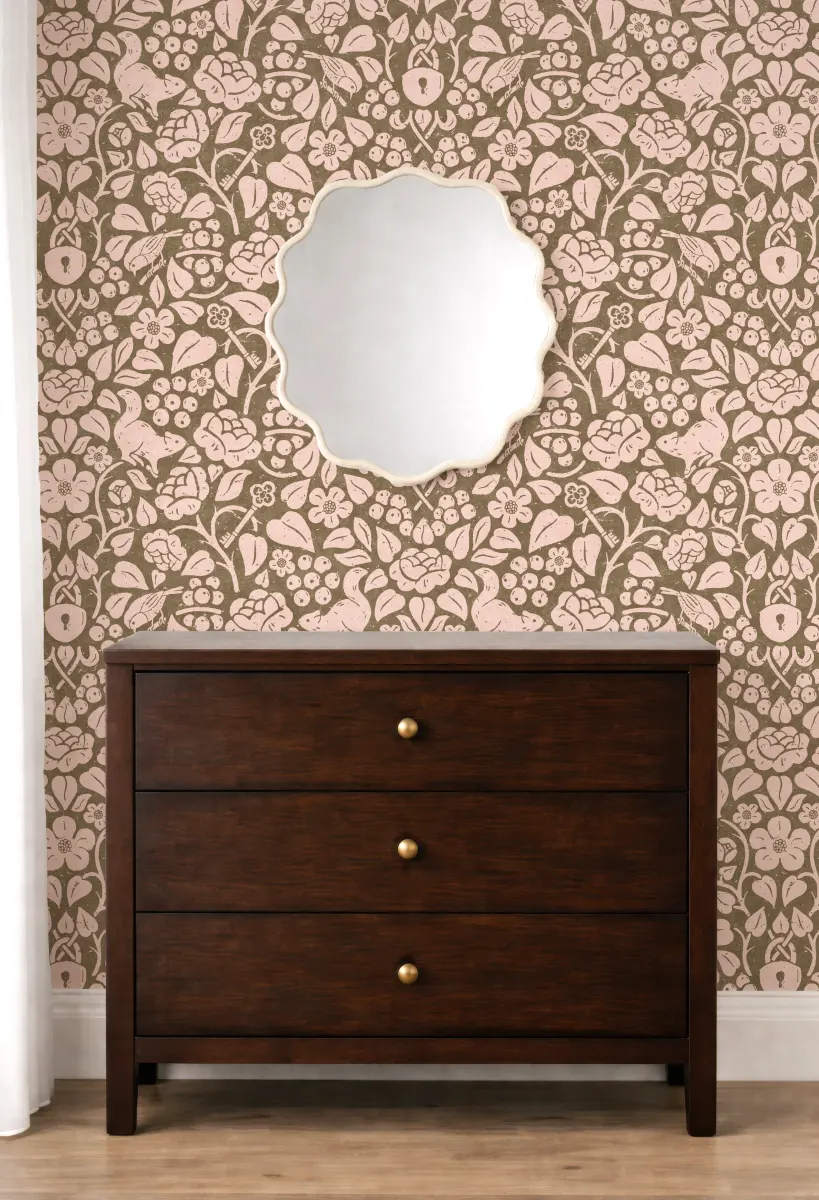 squirrels dresser